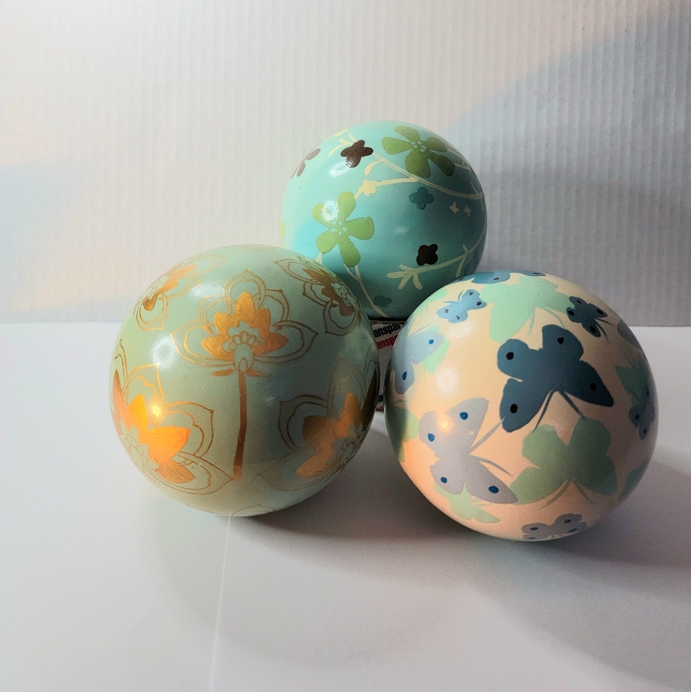 (3) Floral Butterfly Decorative Balls